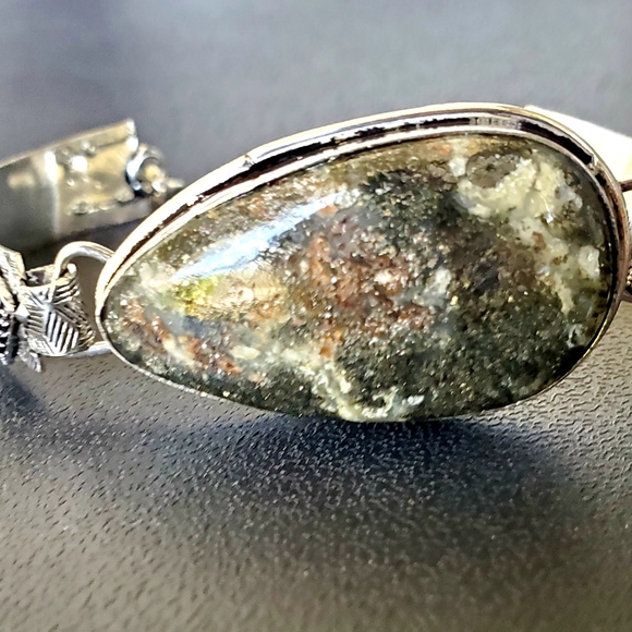 New Seraphinite Silver Bracelet. - Picture 7 of 13